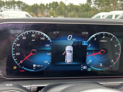 Used 2022 Mercedes-Benz GLE 350 4MATIC w/ Premium Package image 46