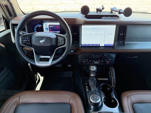 Used 2024 Ford Bronco Outer Banks AWD/4WD image 29