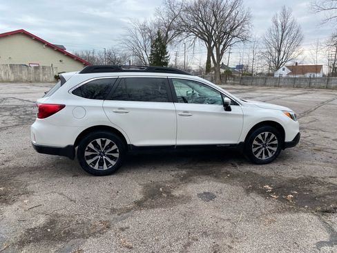 Used 2015 Subaru Outback 2.5i Limited image 6