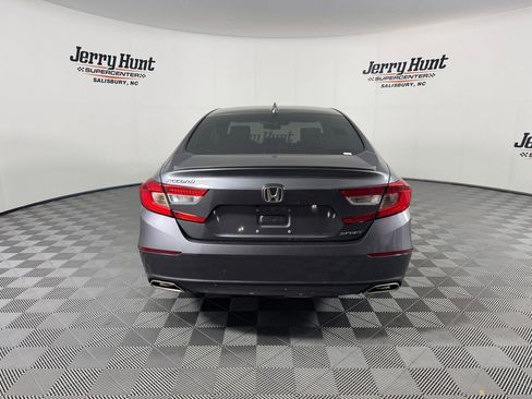 Used 2020 Honda Accord Sport image 9