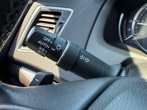 Used 2016 Acura TLX w/ Technology Package FWD image 26