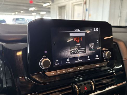 Used 2025 Nissan Pathfinder Rock Creek AWD/4WD image 17
