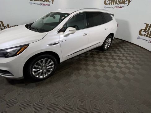 Used 2021 Buick Enclave Premium w/ Surround and Sites Package image 4