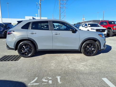 Certified 2023 Honda HR-V Sport image 24