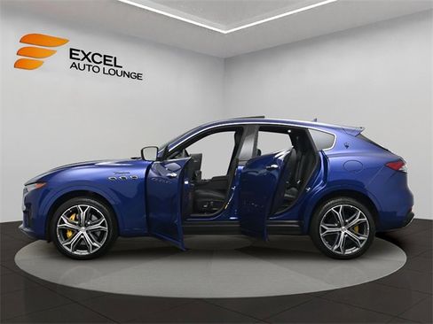 Used 2022 Maserati Levante Modena image 64