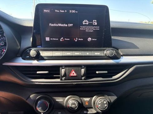Used 2023 Kia Forte LXS FWD image 17