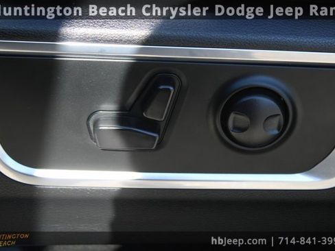 Used 2024 RAM 1500 Laramie image 35