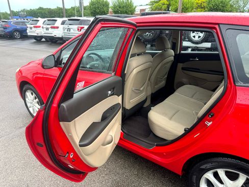 Used 2009 Hyundai Elantra image 12