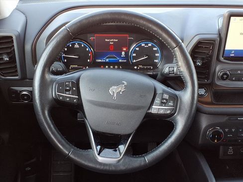 Used 2023 Ford Bronco Sport Outer Banks w/ Tech Package image 20