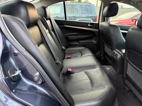Used 2011 INFINITI G25 x w/ Moonroof Pkg AWD/4WD image 12