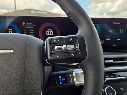 New 2026 Hyundai Santa Fe SE image 17