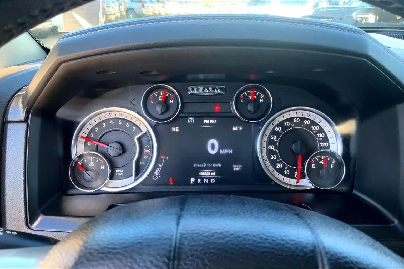 Used 2017 RAM 1500 Laramie w/ Convenience Group AWD/4WD image 24