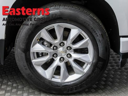 Used 2022 Chevrolet Silverado 1500 Custom image 29