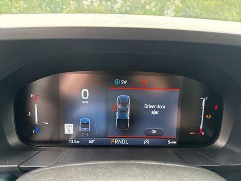 New 2025 Ford Maverick Lariat w/ 4K Tow Package image 14