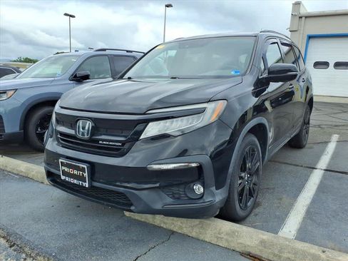 Used 2020 Honda Pilot Black Edition image 3