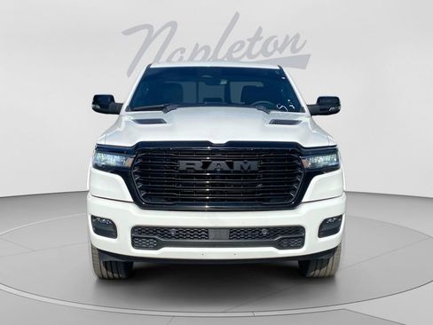 Used 2025 RAM 1500 Laramie w/ Night Edition AWD/4WD image 9
