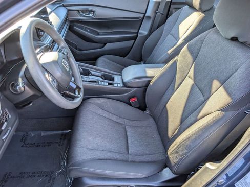 Used 2023 Honda Accord EX image 5