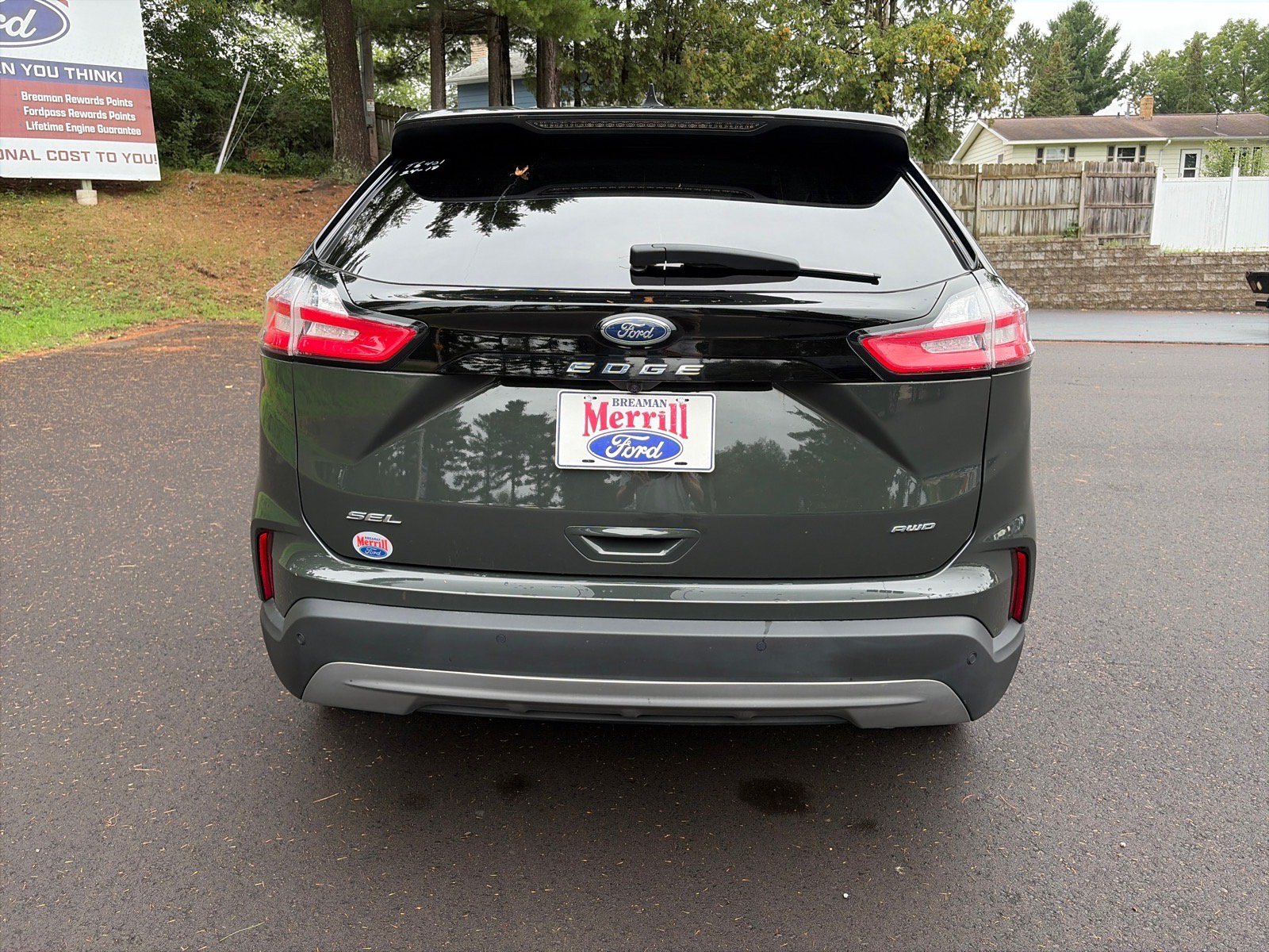 Used 2024 Ford Edge SEL w/ Convenience Package AWD/4WD image 5