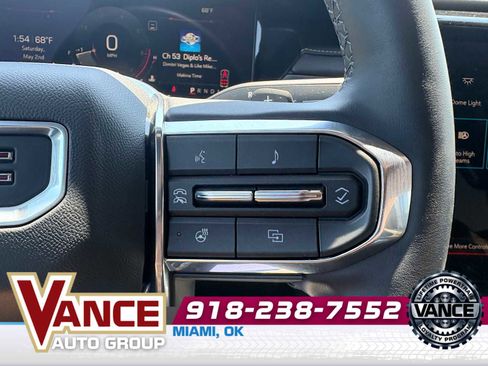Used 2025 GMC Acadia Elevation FWD image 29