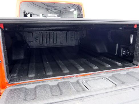 Used 2020 Jeep Gladiator Rubicon w/ Advanced Safety Group image 38