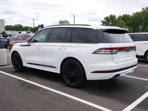 Used 2025 Lincoln Aviator Reserve w/ Equipment Group 201A AWD/4WD image 6