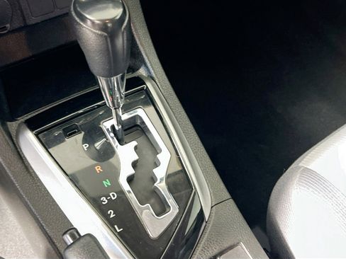 Used 2016 Toyota Corolla L image 24