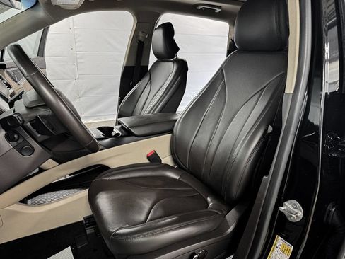 Used 2019 Lincoln Nautilus Reserve AWD/4WD image 7