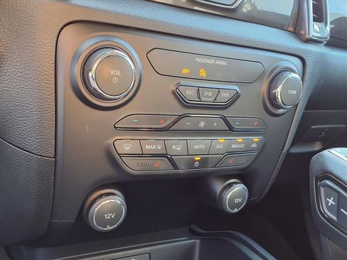 Used 2020 Ford Ranger Lariat w/ Equipment Group 501A Mid image 7