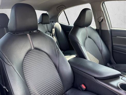 Certified 2022 Toyota Camry SE FWD image 27