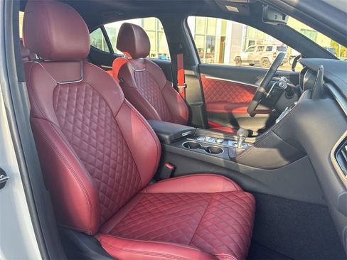 Used 2025 Genesis G70 3.3T Advanced w/ Sport Prestige Package image 27