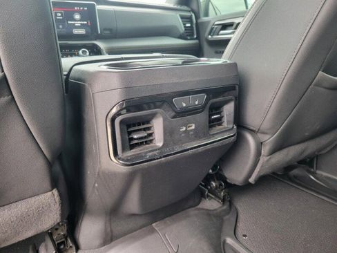Used 2024 GMC Sierra 1500 AT4 w/ Technology Package image 30