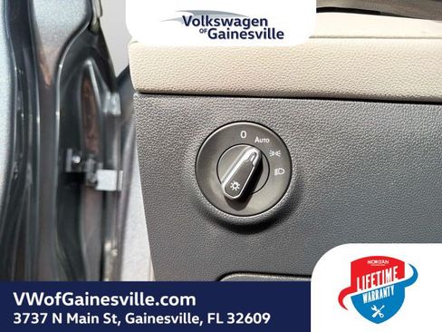 Certified 2025 Volkswagen Taos S FWD image 27