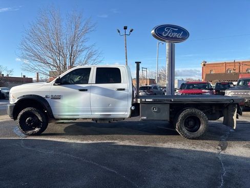 Used 2018 RAM 3500 Tradesman w/ Cold Weather Group image 6