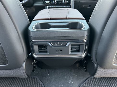 New 2026 GMC Sierra 3500 Denali Ultimate AWD/4WD image 22