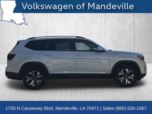 Used 2026 Volkswagen Atlas SE FWD image 4