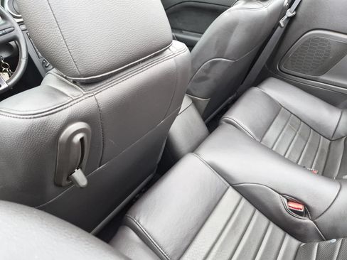 Used 2009 Ford Mustang Shelby GT500 RWD image 18
