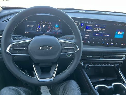 New 2026 Chevrolet Traverse LT FWD image 30