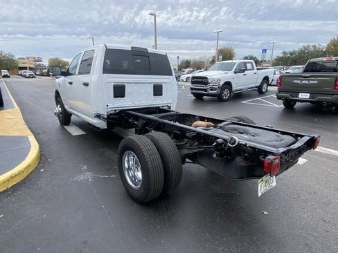 Used 2022 RAM 3500 Tradesman w/ Chrome Appearance Group image 6