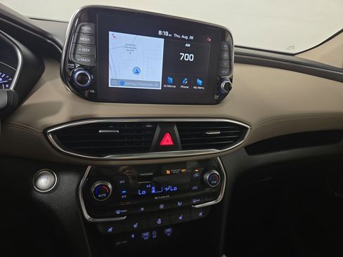 Used 2020 Hyundai Santa Fe Limited image 23