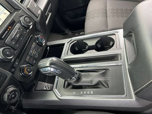 Used 2018 Ford F150 XLT w/ Equipment Group 302A Luxury AWD/4WD image 38