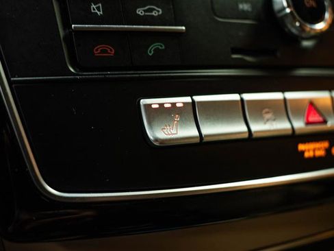 Used 2018 Mercedes-Benz GLS 450 4MATIC image 24