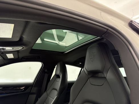 New 2026 Porsche Panamera image 15