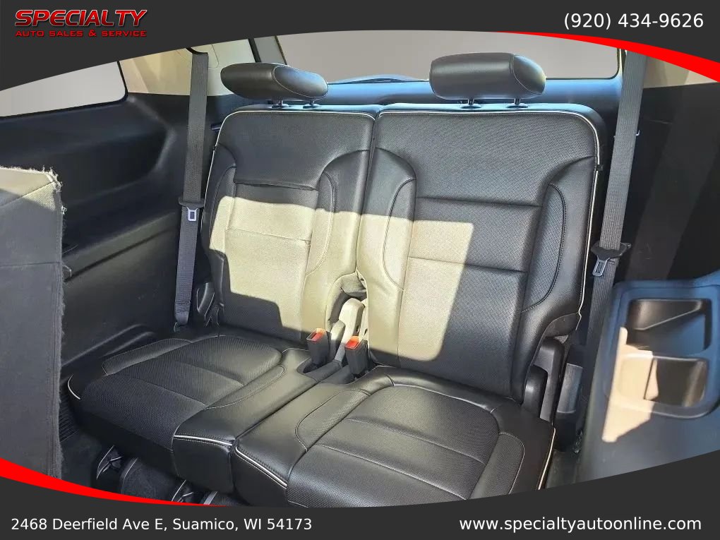 Used 2017 GMC Acadia Denali w/ Technology Package AWD/4WD image 32