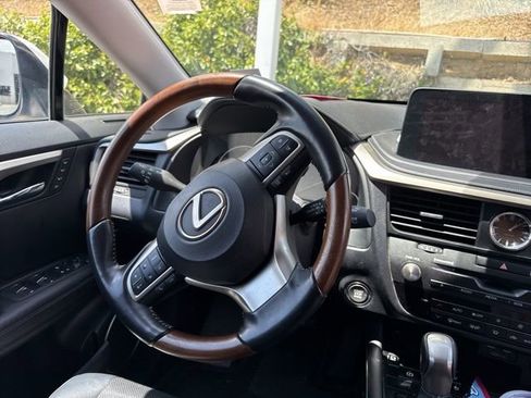 Used 2020 Lexus RX 350L FWD w/ Premium Package image 5