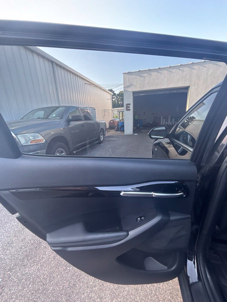 Certified 2023 Kia Seltos SX w/ SX Sunroof Package AWD/4WD image 16