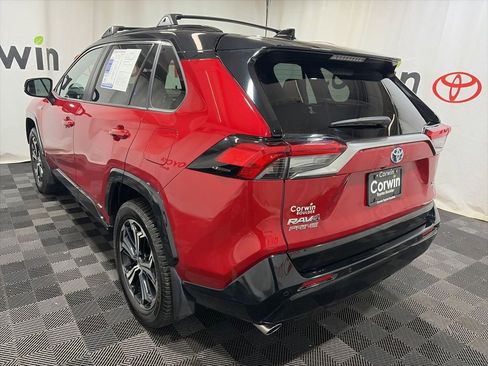 Used 2023 Toyota RAV4 XSE w/ Premium Package AWD/4WD image 5
