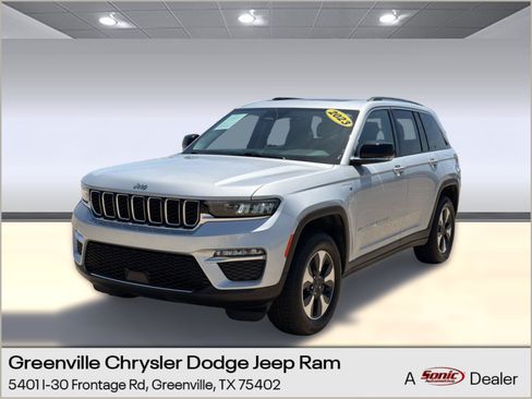 Used 2023 Jeep Grand Cherokee 4WD 4xe image 1