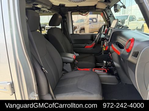 Used 2014 Jeep Wrangler Unlimited Sport w/ Quick Order Package 24S AWD/4WD image 30