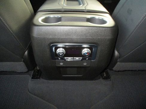 Used 2022 GMC Yukon XL Denali w/ Max Trailering Package AWD/4WD image 39