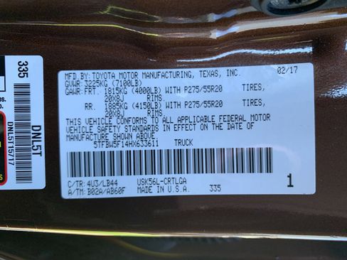 Used 2017 Toyota Tundra Limited w/ Limited Premium Package image 36